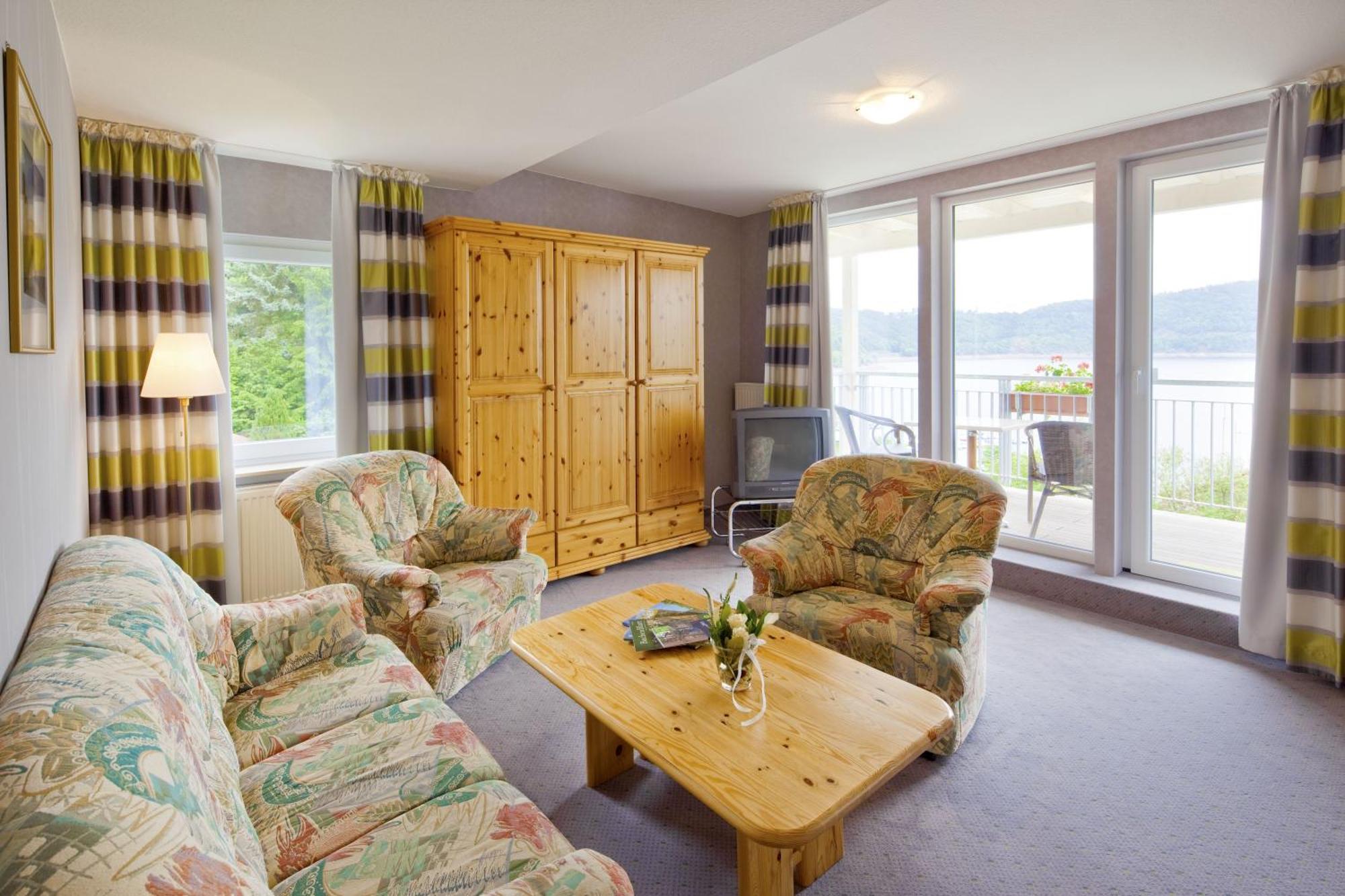 Plusnaturhotel Direkt Am Ederseeufer Waldhotel Wiesemann Und Ferienapartments Waldeck  Exterior photo
