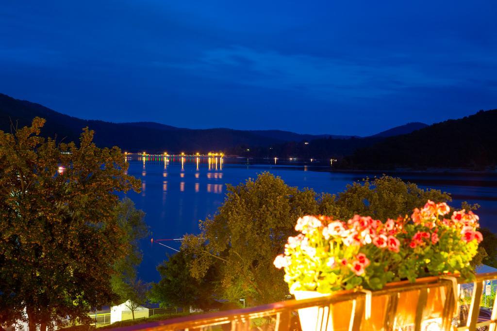 Plusnaturhotel Direkt Am Ederseeufer Waldhotel Wiesemann Und Ferienapartments Waldeck  Exterior photo